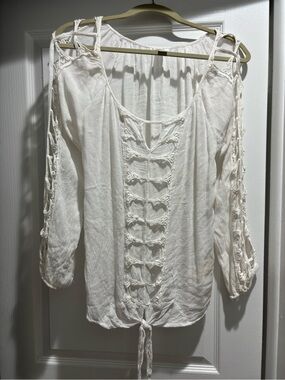 Women’s white gauze Peasant Top
